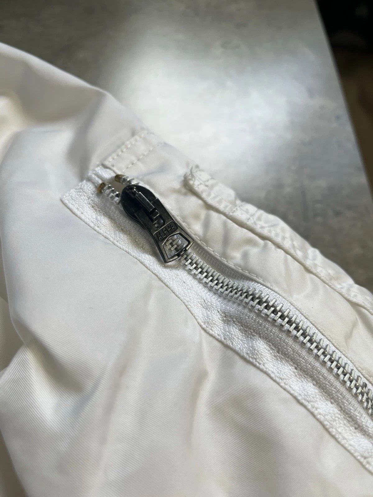 Alpha Industries Vintage Alpha Industries Reversible Bomber Jacket Size L / US 10 / IT 46 - 7 Thumbnail