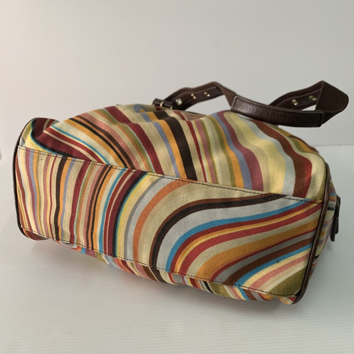 Paul Smith 💥‼️HOT ITEM‼️💥 Authentic Paul Smith Shoulder Bag Size ONE SIZE - 5 Thumbnail