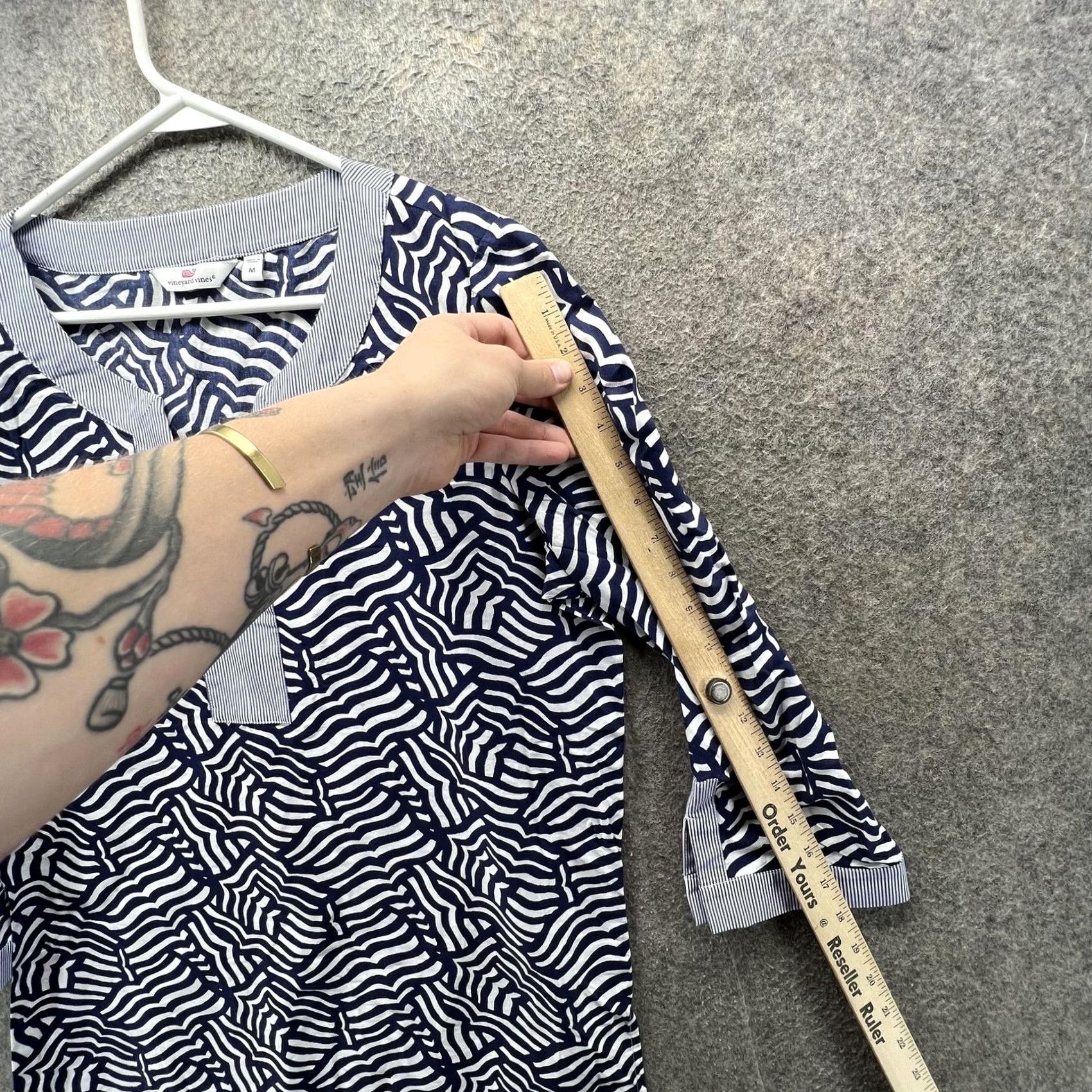 Vineyard Vines Vineyard Vines Blouse Tunic Womens Medium Blue Stripe V Neck 3/4 Sleeve Top Size M / US 6-8 / IT 42-44 - 4 Thumbnail