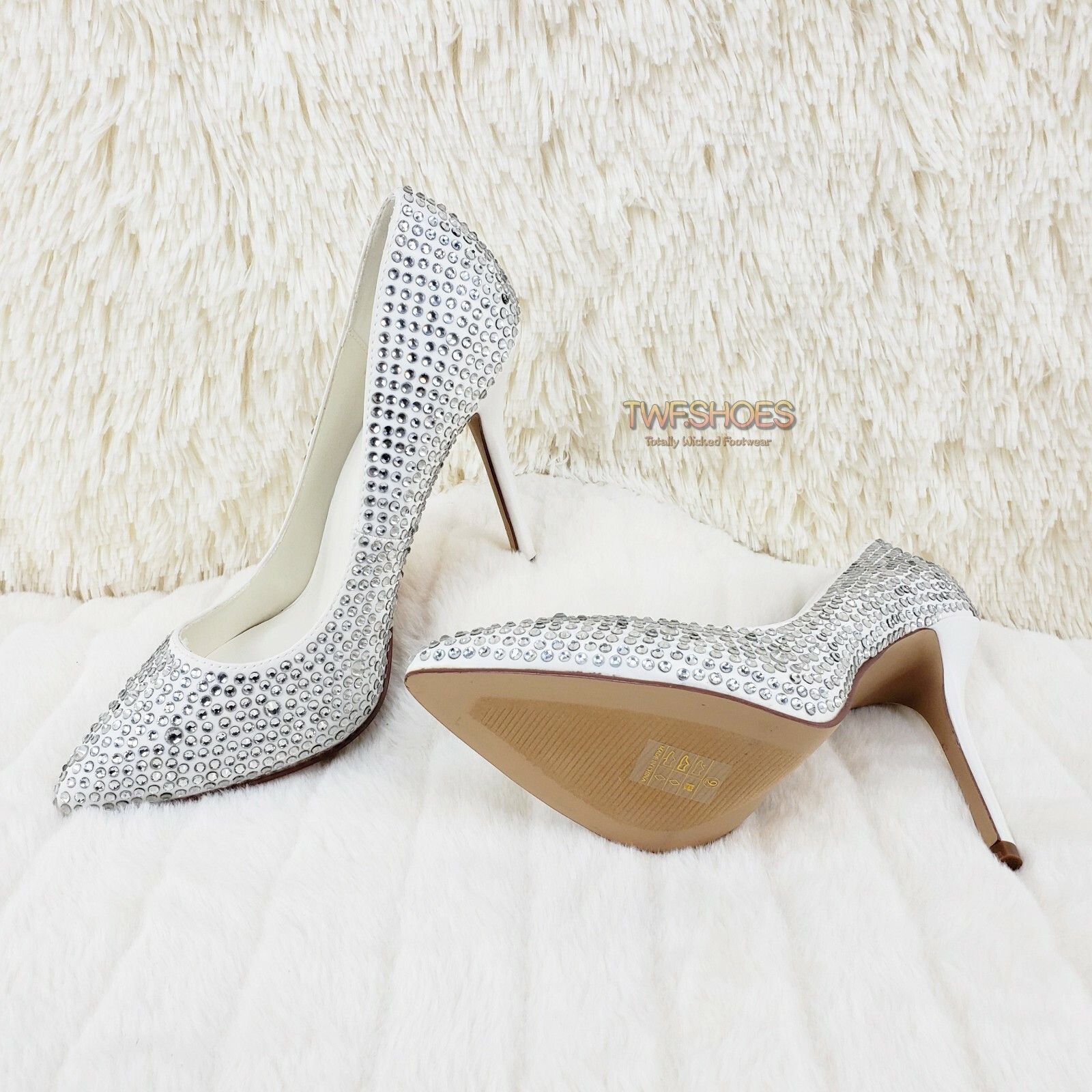 Other Amuse 20 RS Ivory Satin Pointy Toe Rhinestone Pump Shoe 5" H Size US 10 / IT 40 - 5 Thumbnail