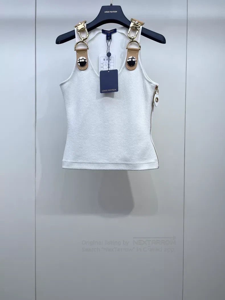 Louis Vuitton Louis Vuitton 24 Early Spring Show Vest Size XS / US 0-2 / IT 36-38 - 1 Thumbnail