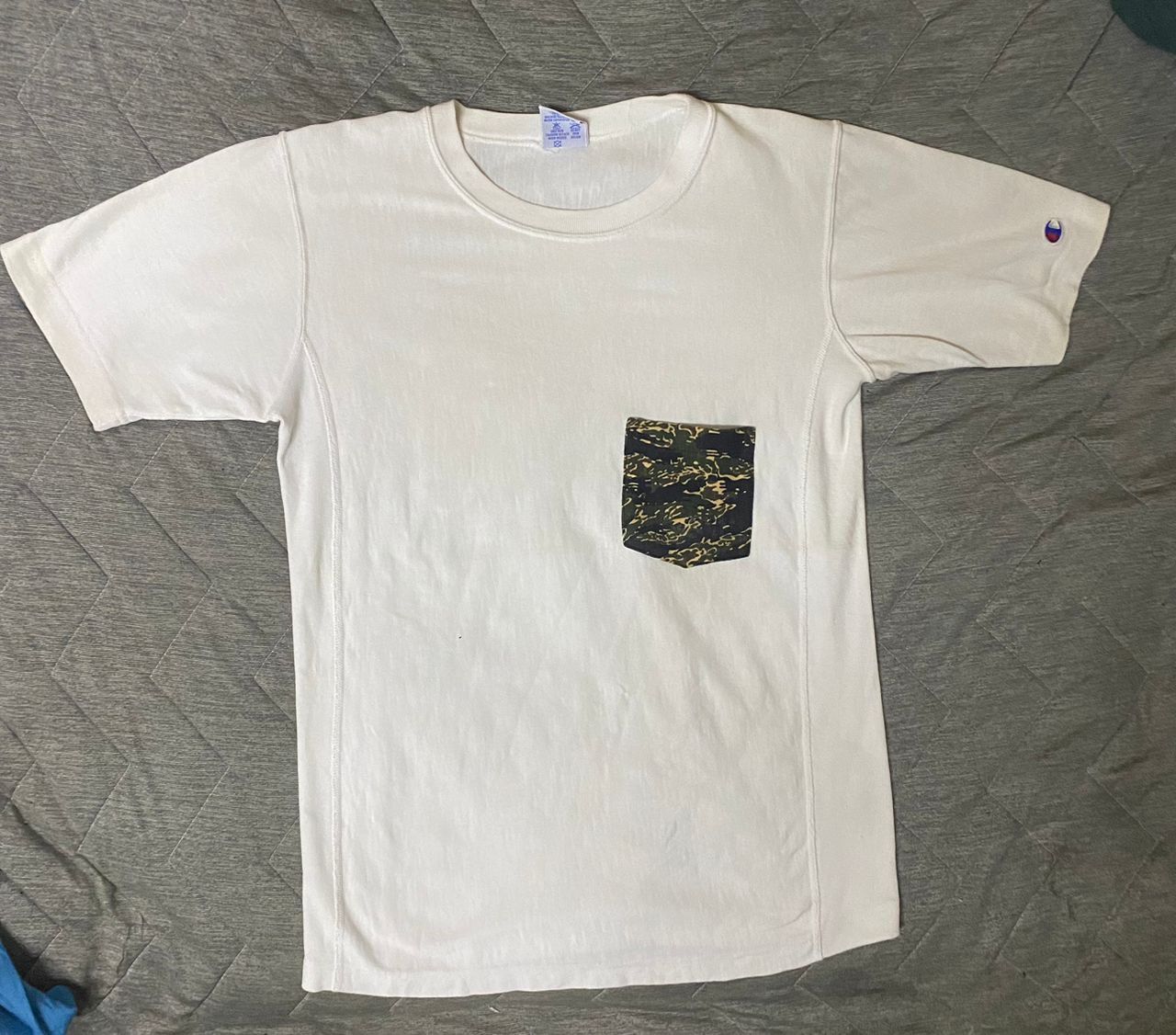 Champion Champion reverse weave tiger stripe pocket tshirt Size US S / EU 44-46 / 1 - 7 Thumbnail