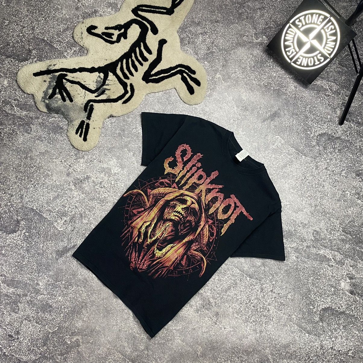 Band Tees Vintage Slipknot 2018 Big Graphic Overprint logo tee Size US M / EU 48-50 / 2 - 3 Thumbnail