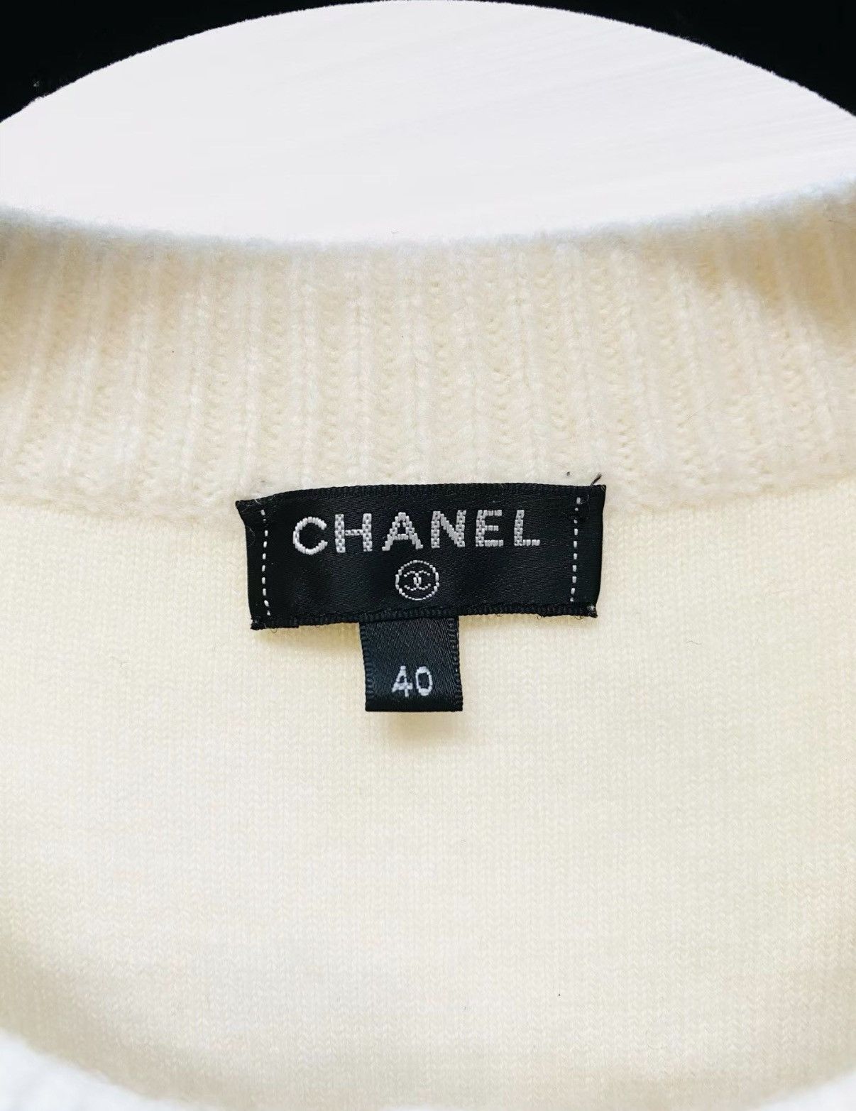 Chanel Chanel Ski Collection cashmere cardigan J33 Size S / US 4 / IT 40 - 4 Thumbnail
