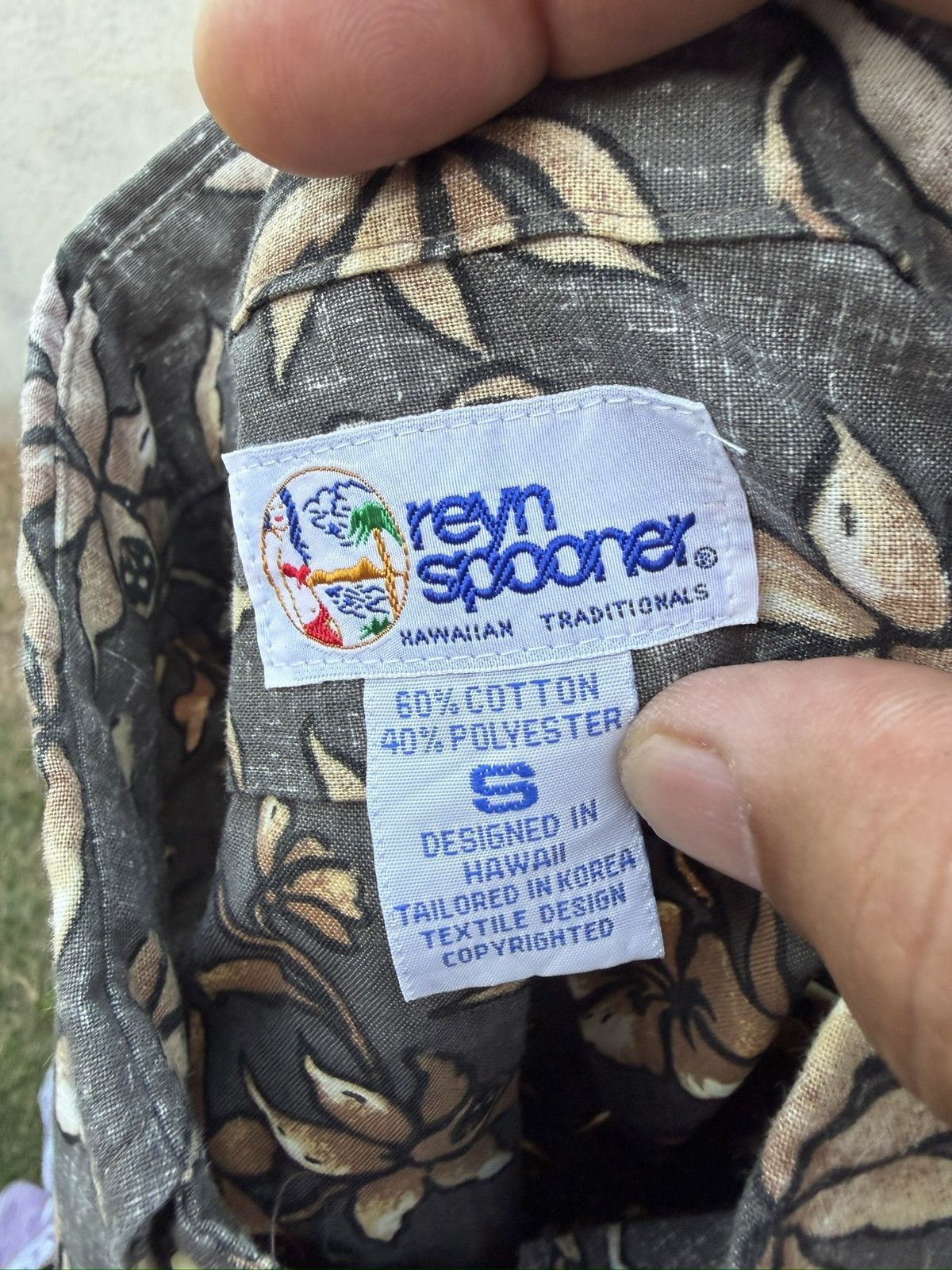 Reyn Spooner PreOwned Reyn Spooner Gray/Beige Hawaiian Print Men's Small Size US S / EU 44-46 / 1 - 4 Thumbnail
