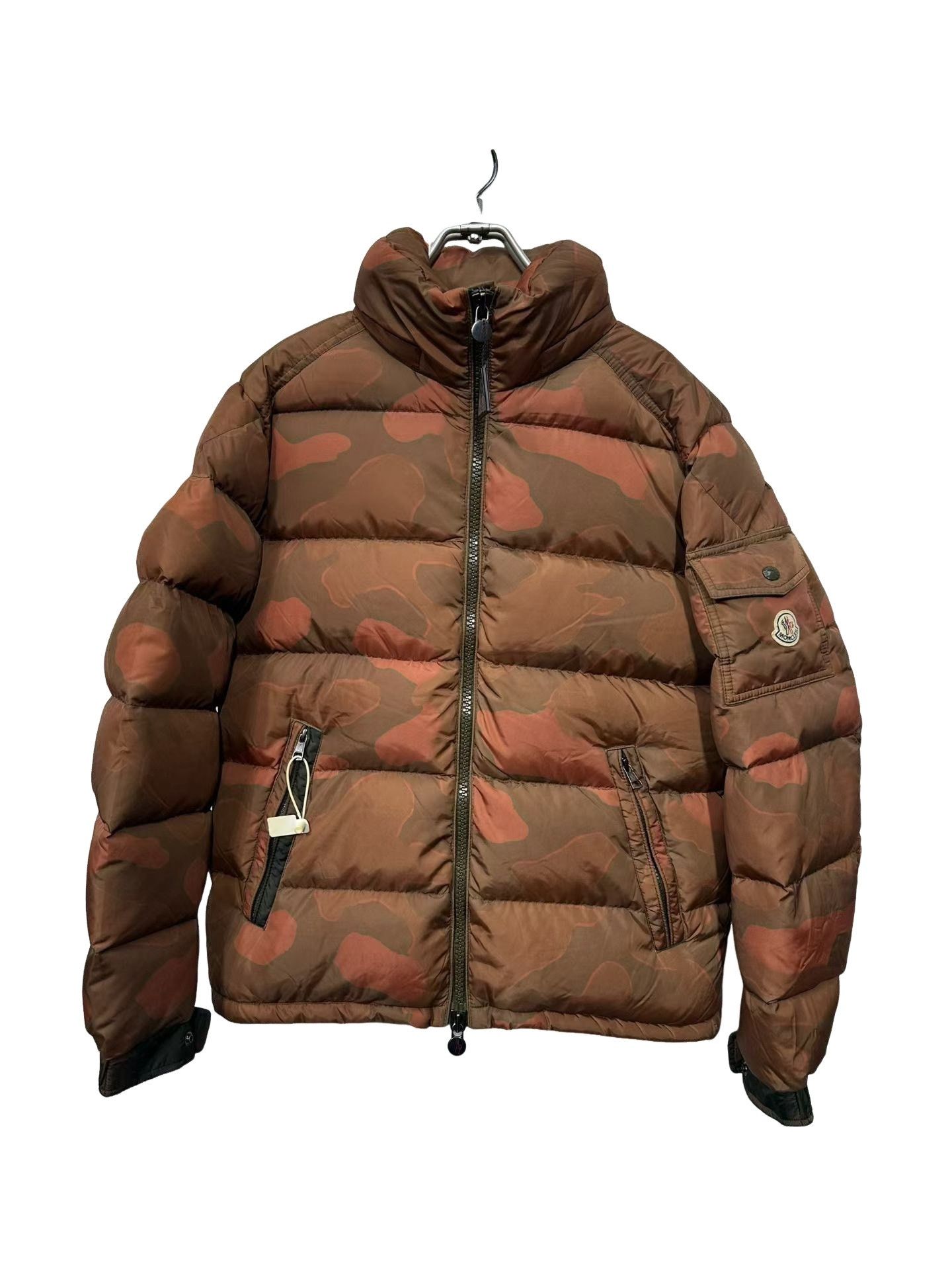 Moncler Moncler Camo Maya Puffer Jacket Size 3 Size US L / EU 52-54 / 3 - 1 Thumbnail