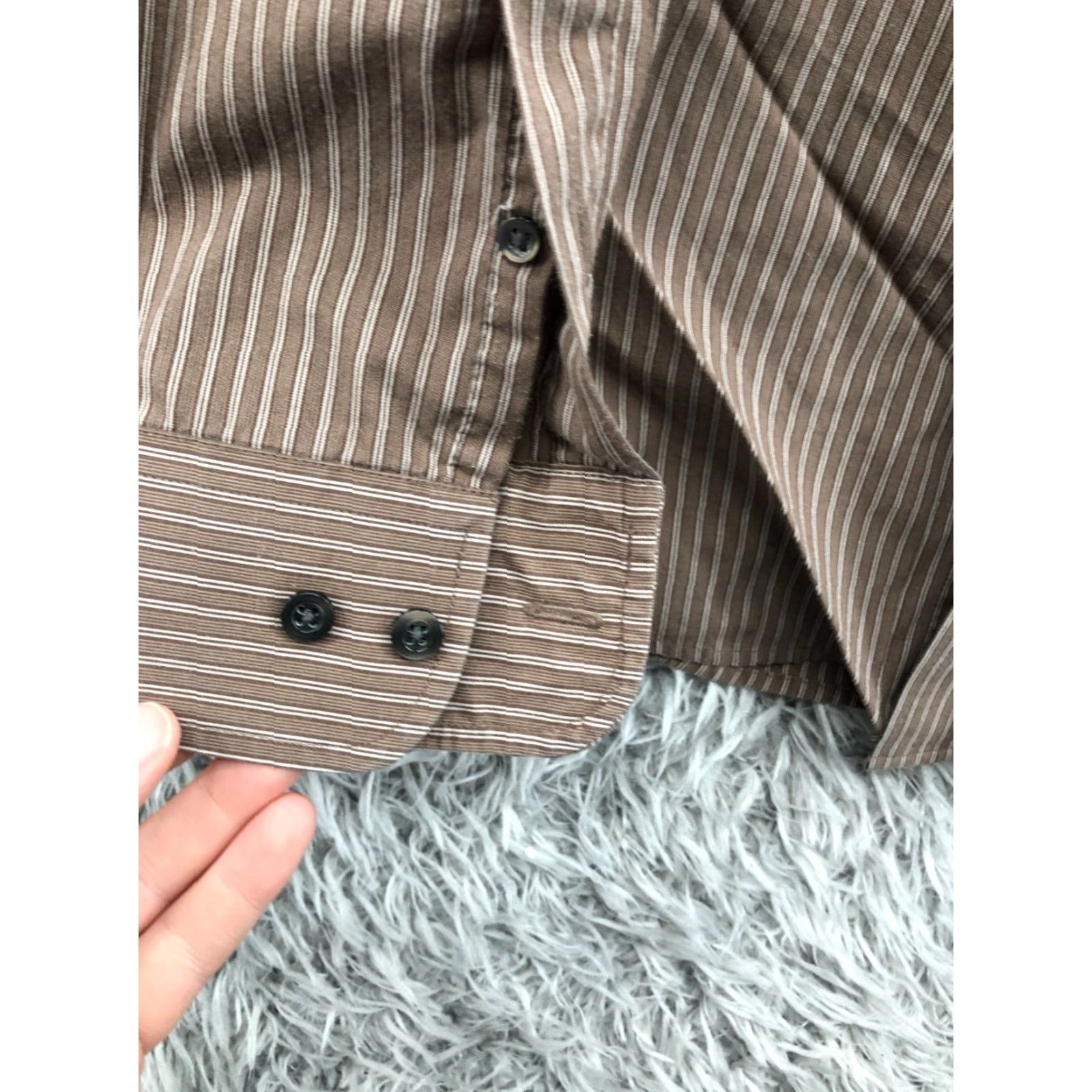 Dockers **Dockers Mens Long Sleeve Button Down Collar Brown Striped Size L** User: Dockers Mens Long Sleeve Button Down Collar Brown Striped Size L Size US L / EU 52-54 / 3 - 2 Thumbnail