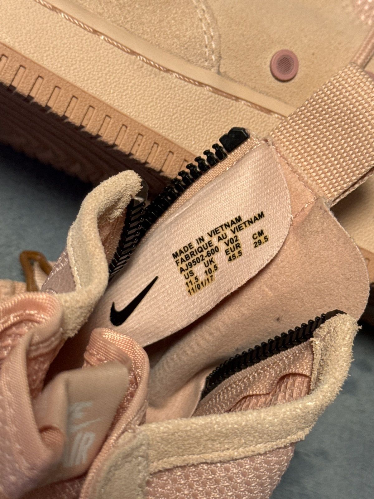 Nike NIKE SF AF1 SUEDE ‘Coral Stardust’ Size US 11.5 / EU 44-45 - 8 Thumbnail