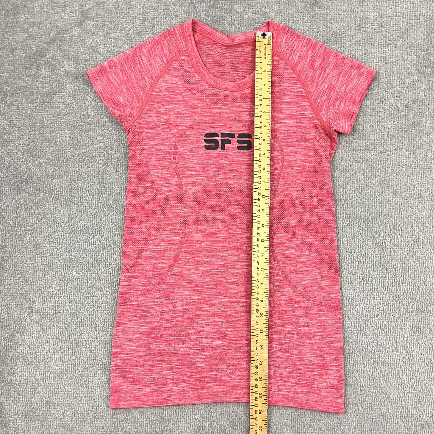 Lululemon Lululemon Swiftly Tech Shirt Womens Sz 6 Active Fitness Gym Short Sleeve Logoed Pink Size M / US 6-8 / IT 42-44 - 4 Thumbnail