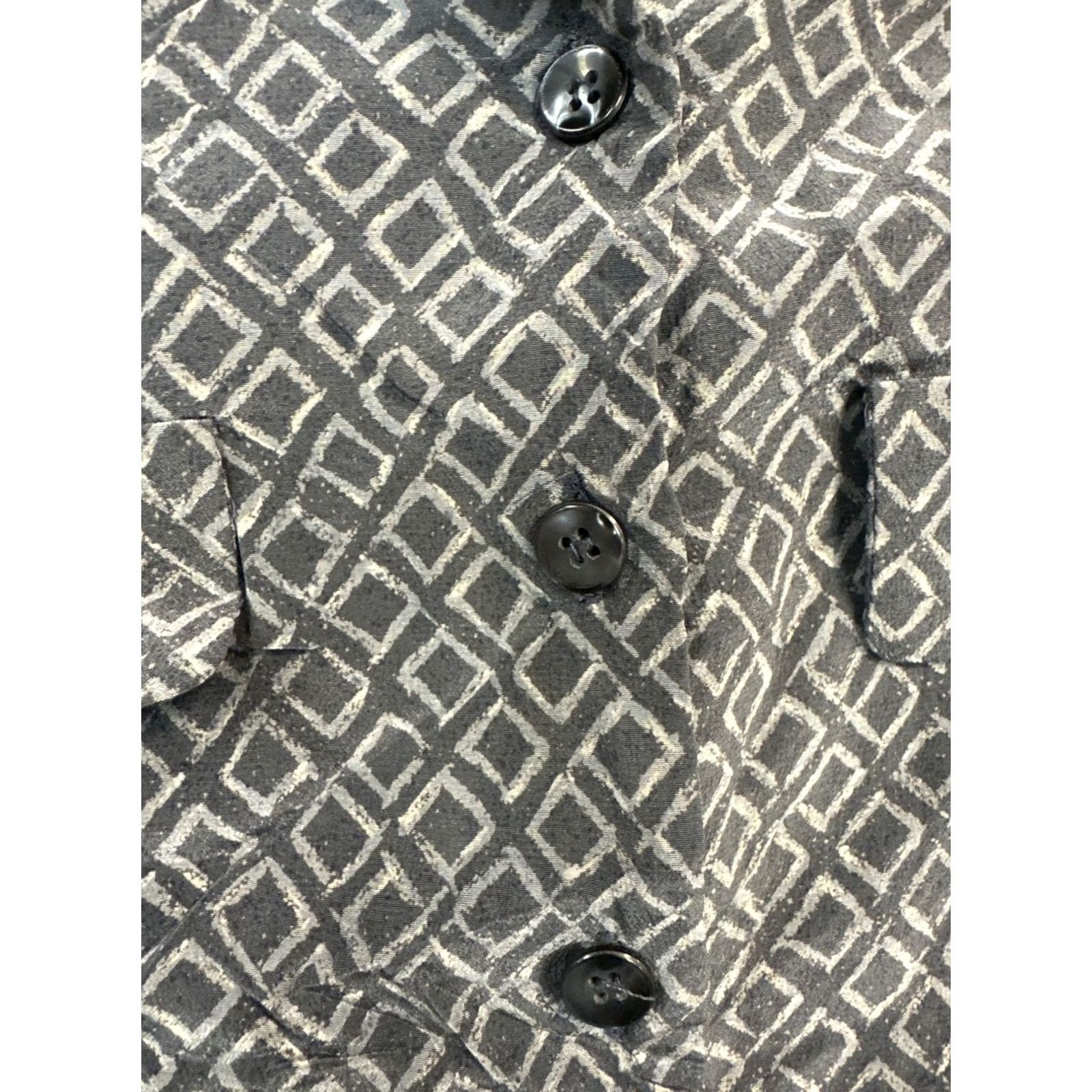 Jones New York VINTAGE Jones New York Blouse Silk Black Grey Size 8 Womens Collared 100% Silk Basic Jacket? Size M / US 6-8 / IT 42-44 - 4 Thumbnail