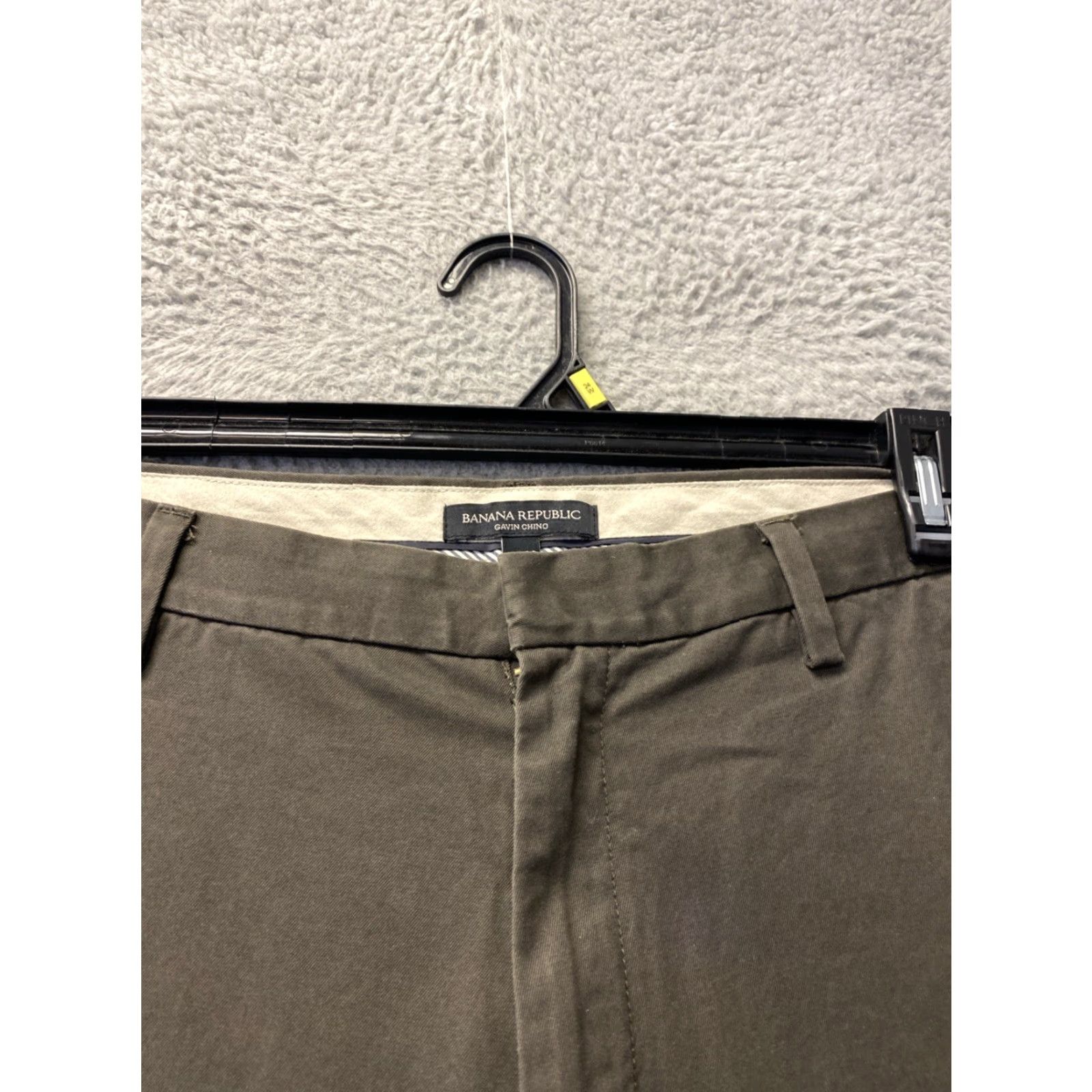 Banana Republic Banana Republic Gavin Chino Pants Men’s 35x32 Slim Dark Sage Cotton /0554 Size US 35 - 2 Thumbnail