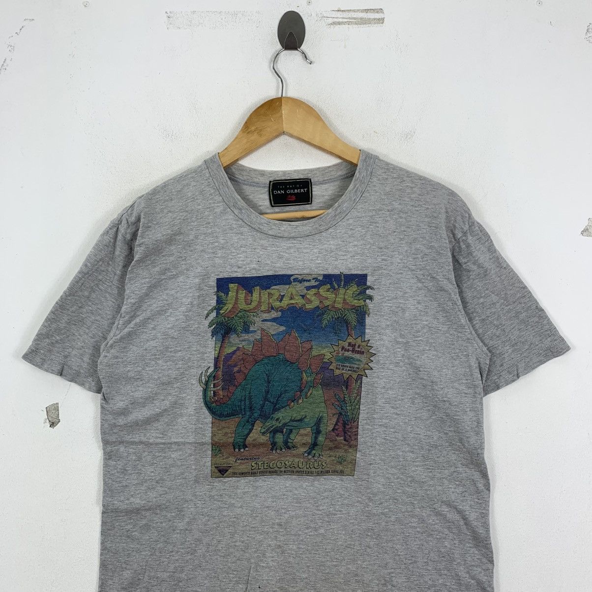 Vintage Vintage 90s The Art Of DAN GILBERT Jurassic Painting Tshirt Size US S / EU 44-46 / 1 - 3 Thumbnail