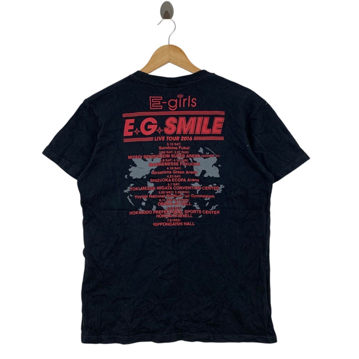 Japanese Brand EG SMILE E-Girls Live Tour 2016 Japanese Band Tshirt Size US M / EU 48-50 / 2 - 3 Thumbnail