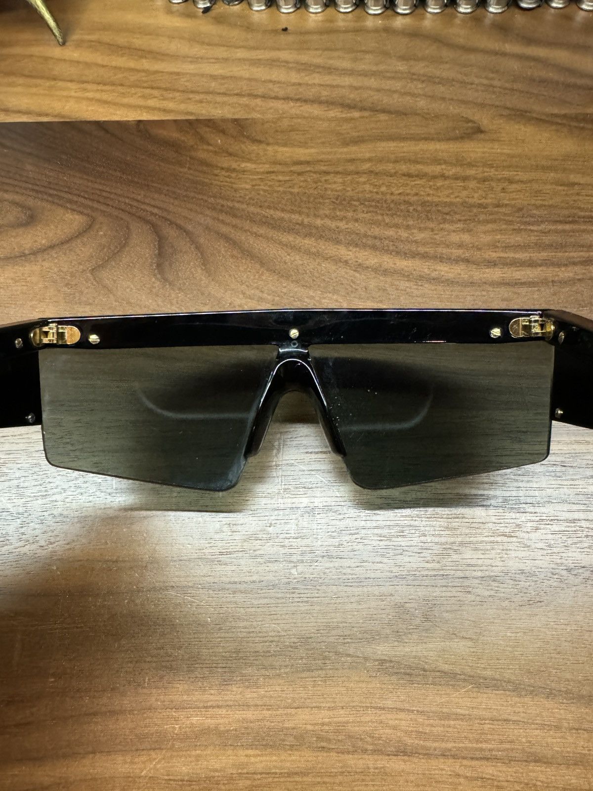 Versace Vintage Versace Y76 Lady Gaga Visor Mask Sunglasses Size ONE SIZE - 5 Thumbnail