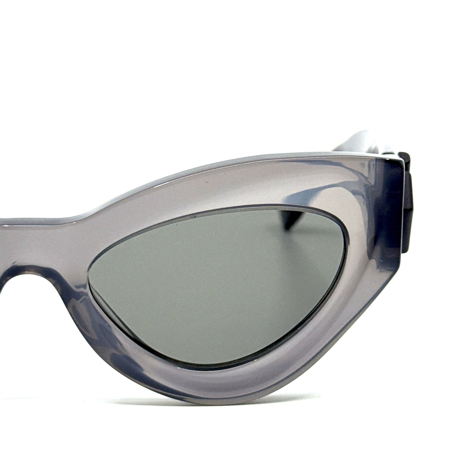 Fendi New, FENDI Sunglasses FE40146I 20A Authentic Size ONE SIZE - 5 Thumbnail