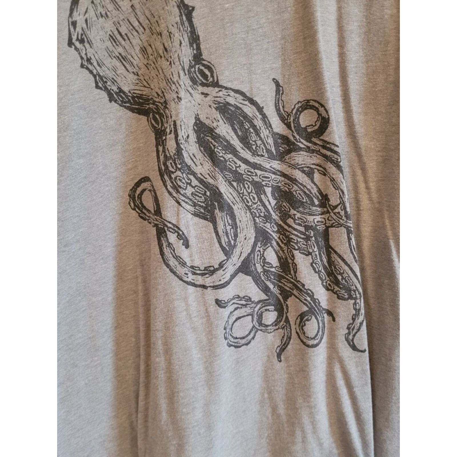 Next Level Apparel Next Level Octopus Kraken Ink Graphic Tee Grey Large Size US L / EU 52-54 / 3 - 3 Thumbnail