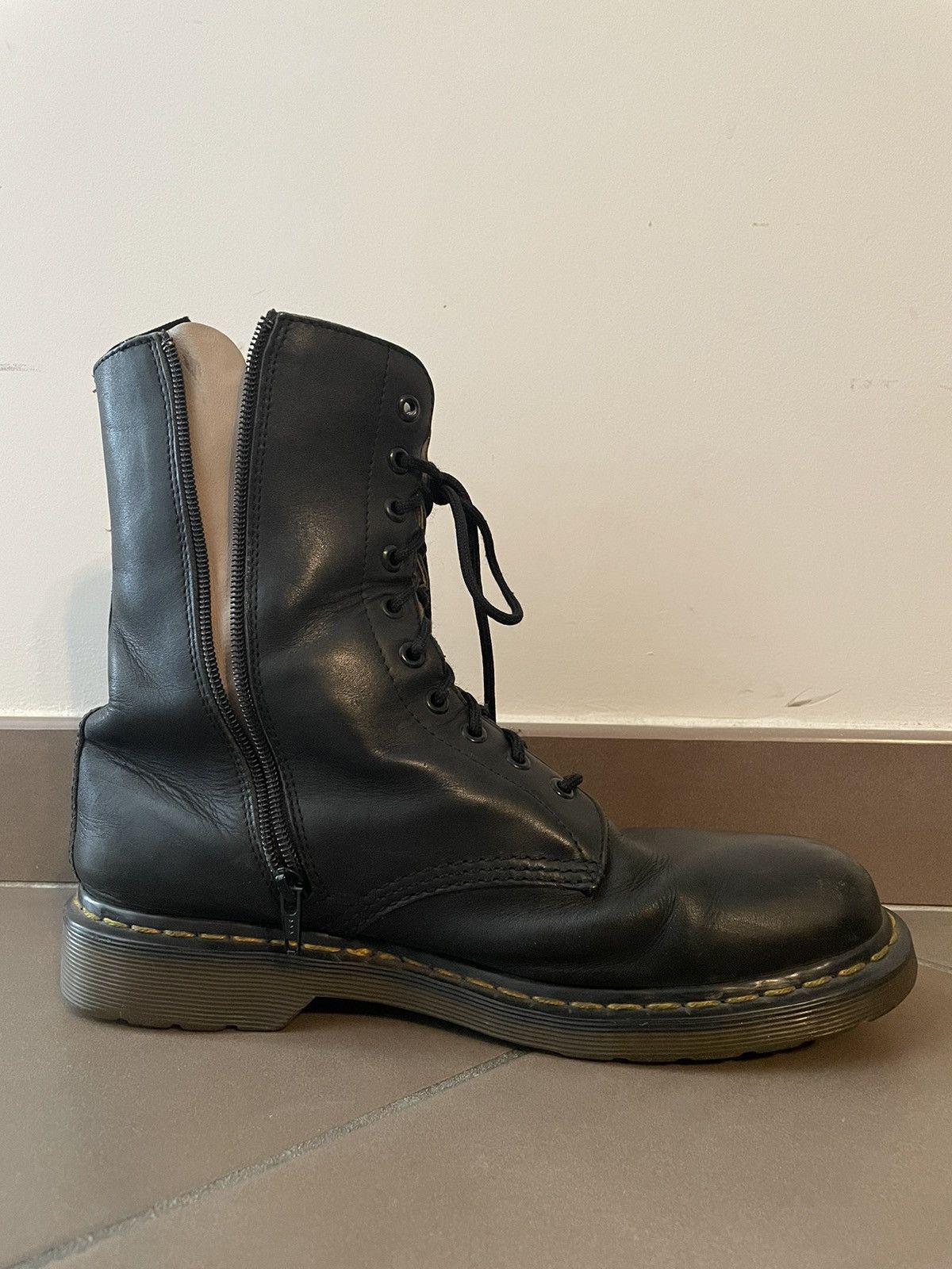 Dr. Martens × Yohji Yamamoto 2007 AW - 10 eye boot Size US 9 / EU 42 - 7 Thumbnail
