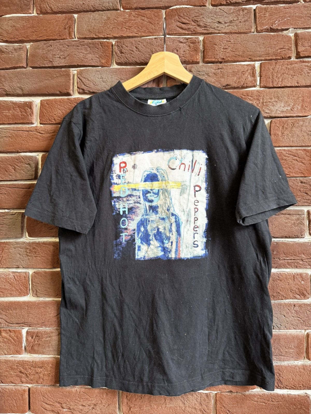 Band Tees Rare Vintage 00s Red Hot Chili Peppers RHCP T Shirt Rock Y2K Size US S / EU 44-46 / 1 - 1 Thumbnail