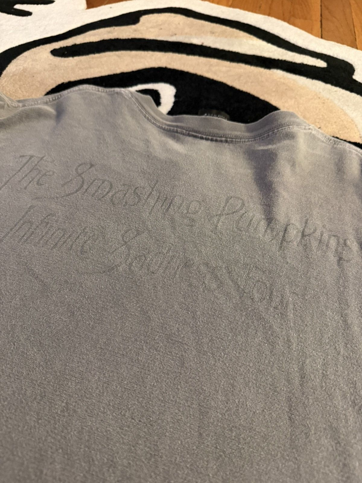 Band Tees Vintage The Smashing Pumpkins “the world is a vampire” shirt Size US M / EU 48-50 / 2 - 5 Thumbnail