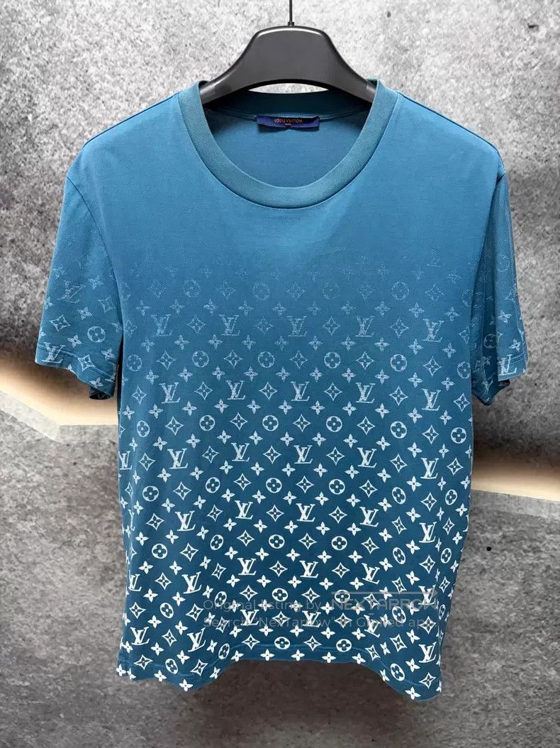 Louis Vuitton Louis Vuitton short sleeves Size US M / EU 48-50 / 2 - 1 Thumbnail