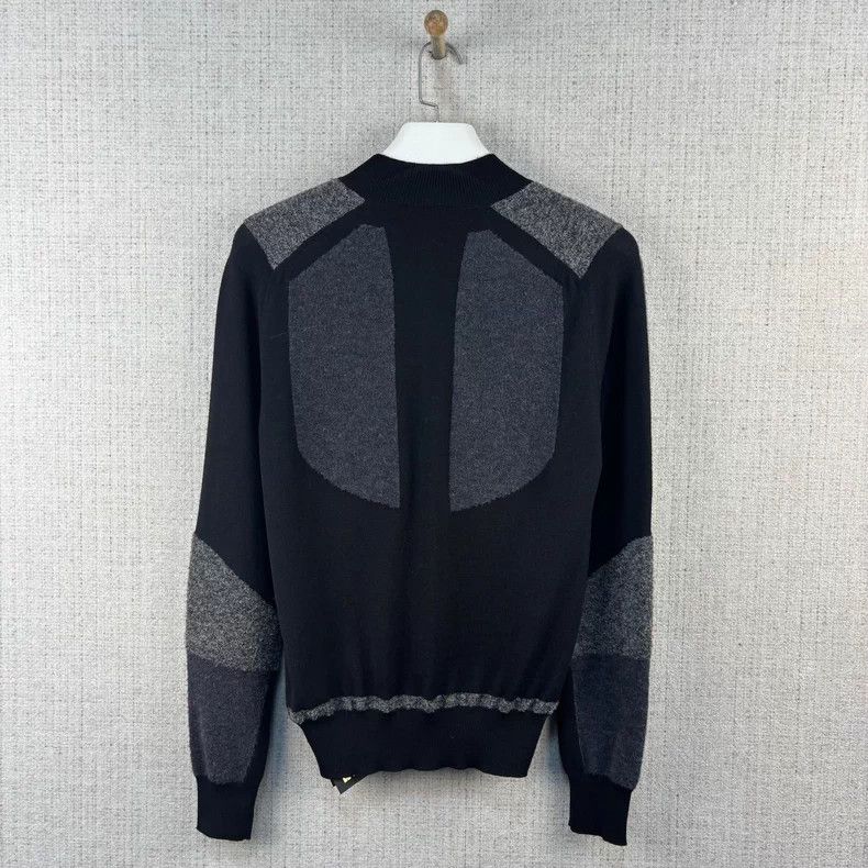 Louis Vuitton Louis Vuitton Collage casual pullover long-sleeved sweater Size US XS / EU 42 / 0 - 3 Thumbnail