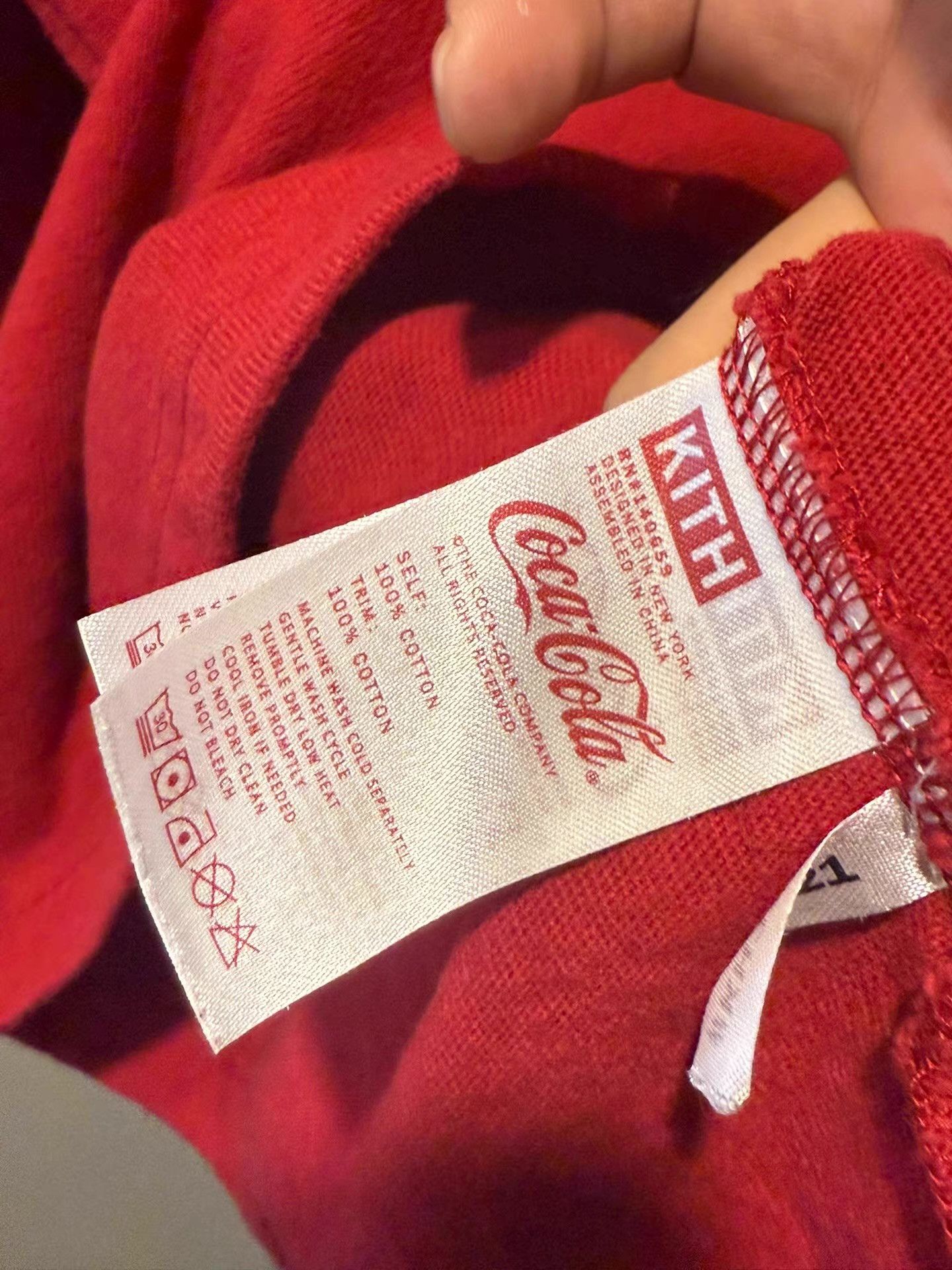 Kith Kith x Coca-Cola Limited Edition Red Long Sleeve Shirt Q20 Size US L / EU 52-54 / 3 - 6 Thumbnail