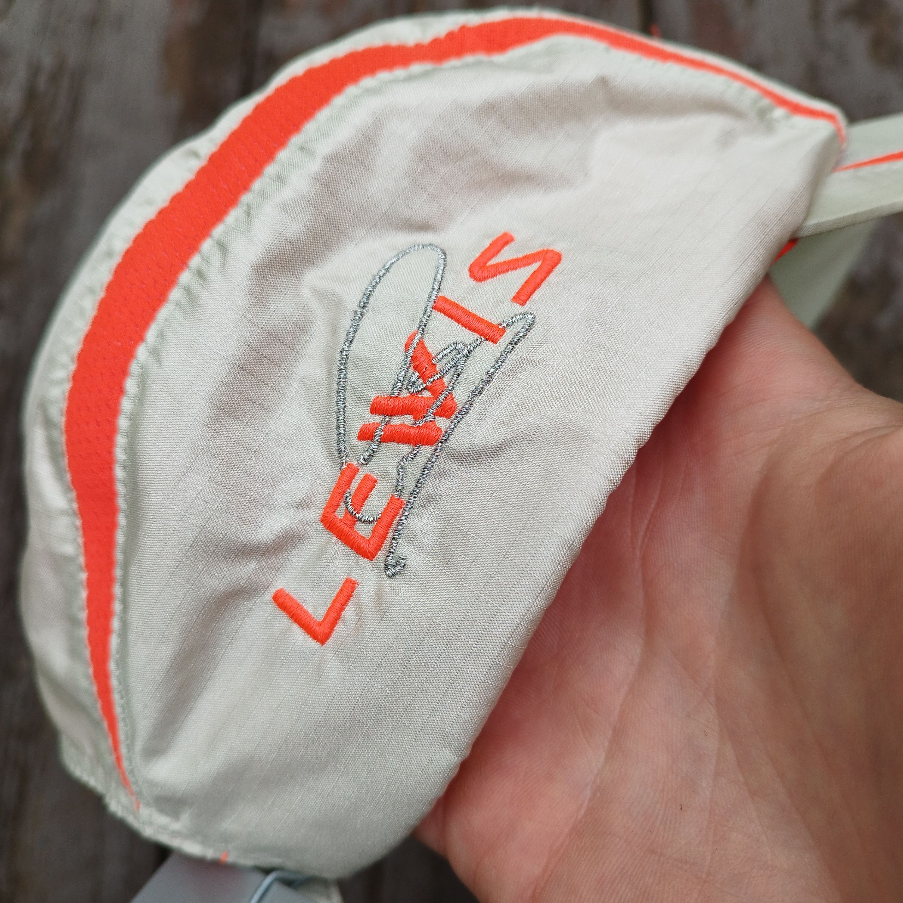 Formula 1 Rare 00s McLaren F1 Silver Tech Cap Hamilton/Kovalainen Size ONE SIZE - 6 Thumbnail