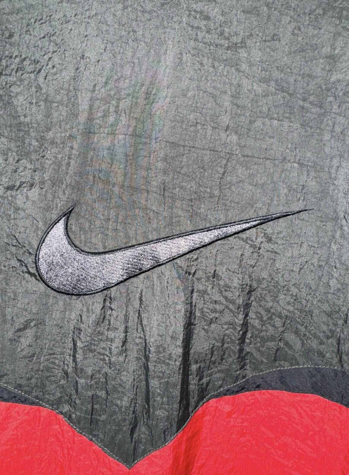 Nike Vintage Nike 90s Full Zip Windbreaker Track Jacket M Size US M / EU 48-50 / 2 - 4 Thumbnail