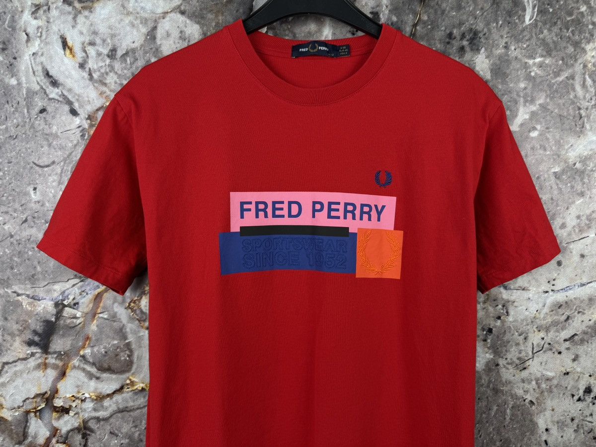 Fred Perry Women’s Fred Perry T-Shirt Big Logo Streetwear Size UK 12 Size M / US 6-8 / IT 42-44 - 3 Thumbnail