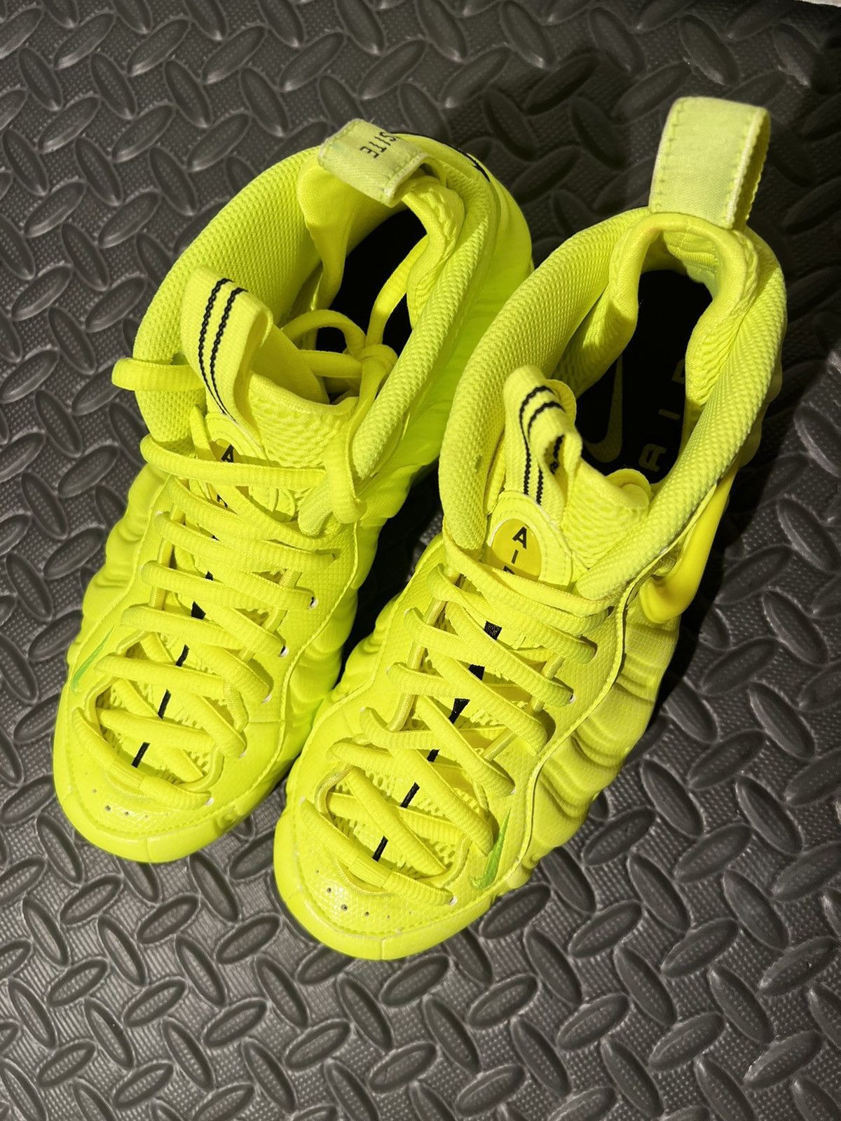 Nike NEW Nike Foamposite Pro Volt Green 2021 size 8 Womens Shoes Size US 8 / IT 38 - 6 Thumbnail
