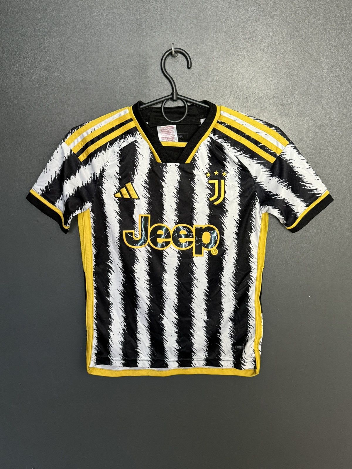 Adidas KIDS Juventus 23/24 Home Football Jersey T-Shirt Size US XS / EU 42 / 0 - 1 Thumbnail