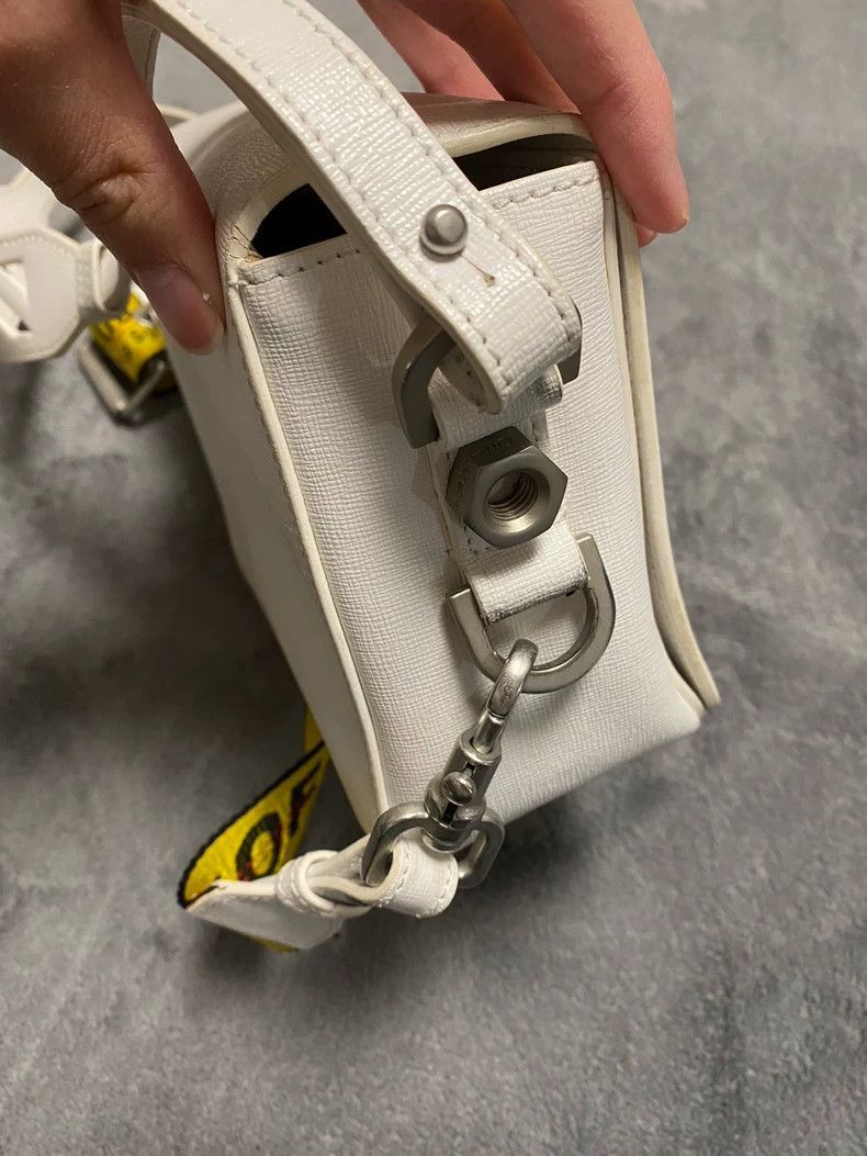 Balenciaga offwhite diagonal stripe small crossbody Size ONE SIZE - 4 Thumbnail