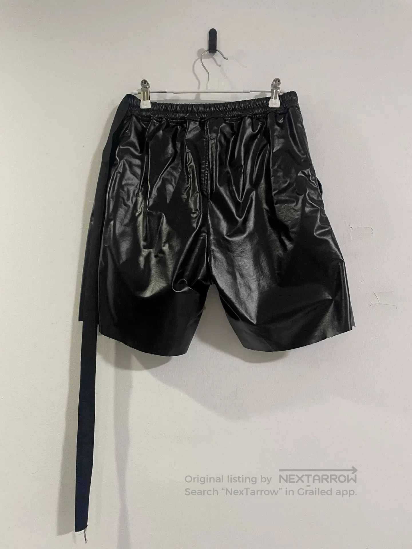 Rick Owens Drkshdw Rick Owens Black Padded Faux Leather Shorts. Size 25" / US 0 / IT 36 - 2 Thumbnail