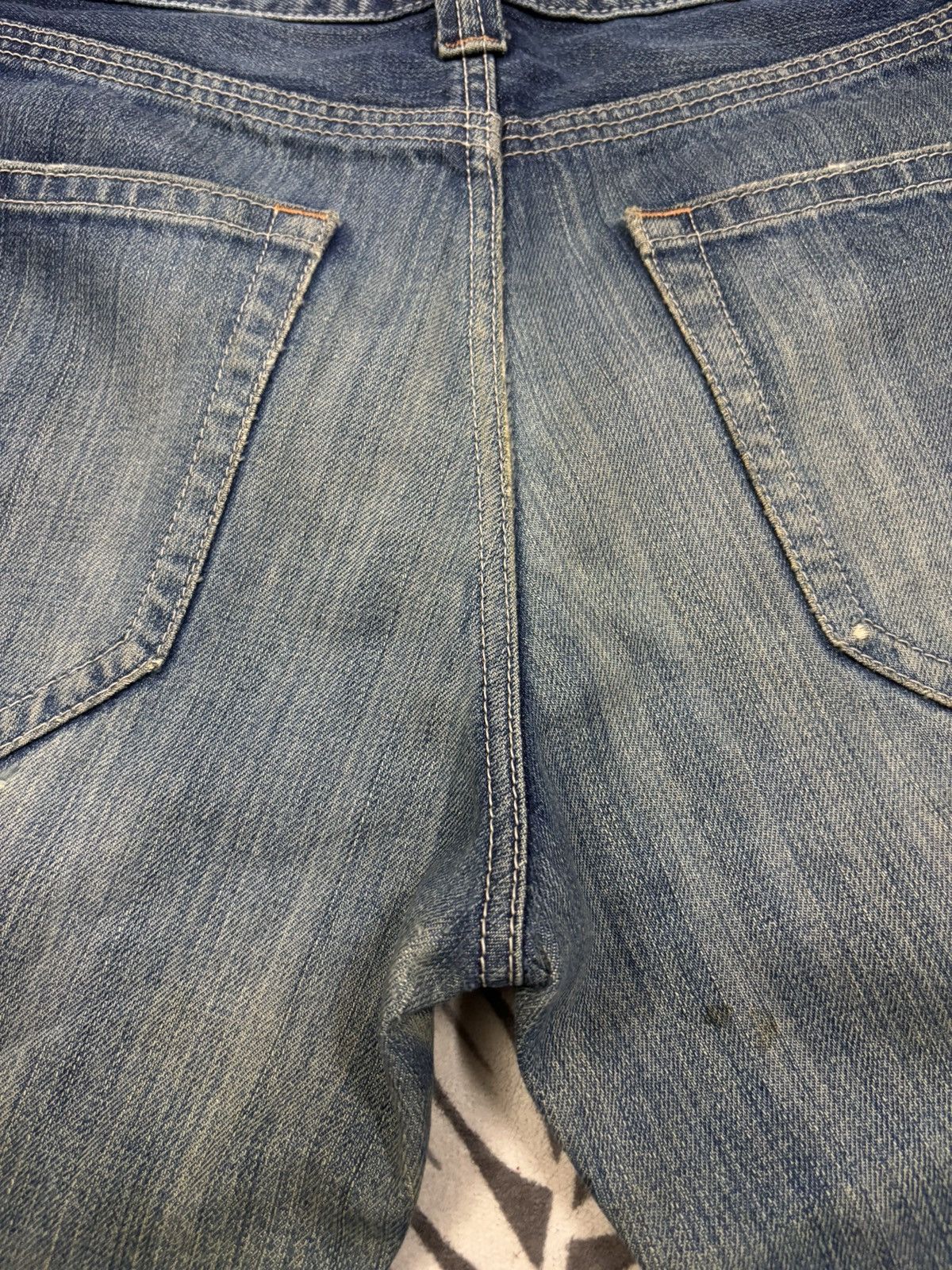 Undercover × Uniqlo Vintage 90s Uniqlo Mud Wash Loose Fit Flare Distressed Jeans Size US 31 - 12 Thumbnail