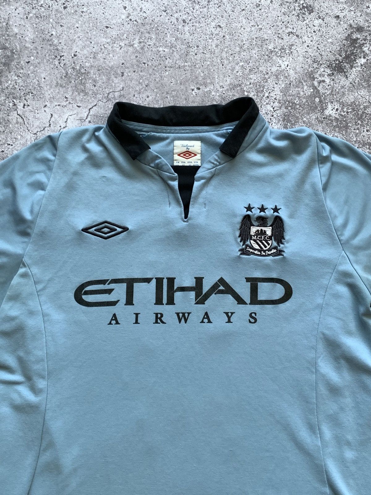 Umbro 🔥MANCHESTER CITY UMRO 2012/13 HOME JERSEY SINCLAIR UCL SHIRT Size US L / EU 52-54 / 3 - 9 Thumbnail