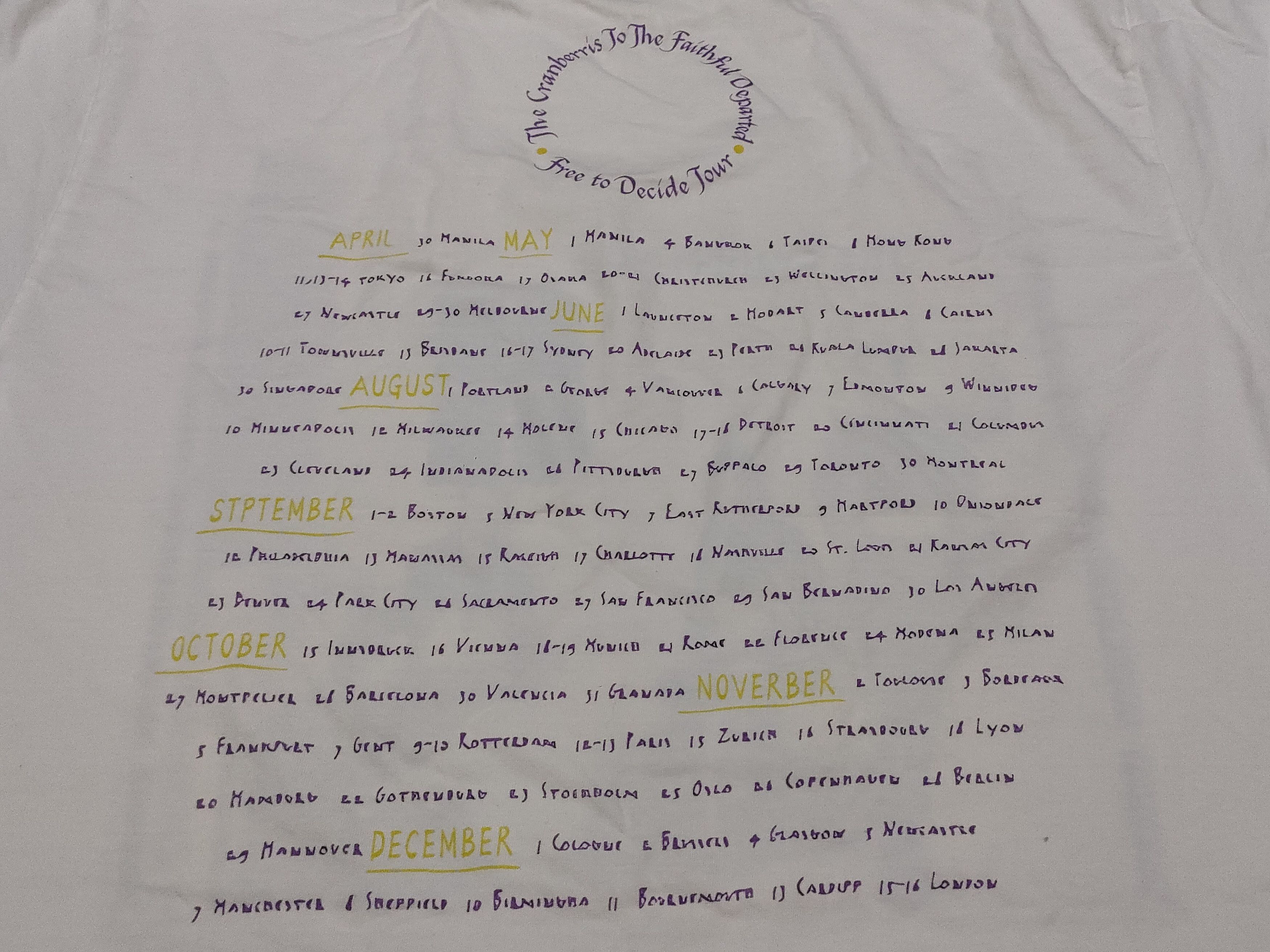 Band Tees × Vintage Vintage 90's The Cranberries Music Alternative Punk Band Tee Size US XL / EU 56 / 4 - 10 Thumbnail