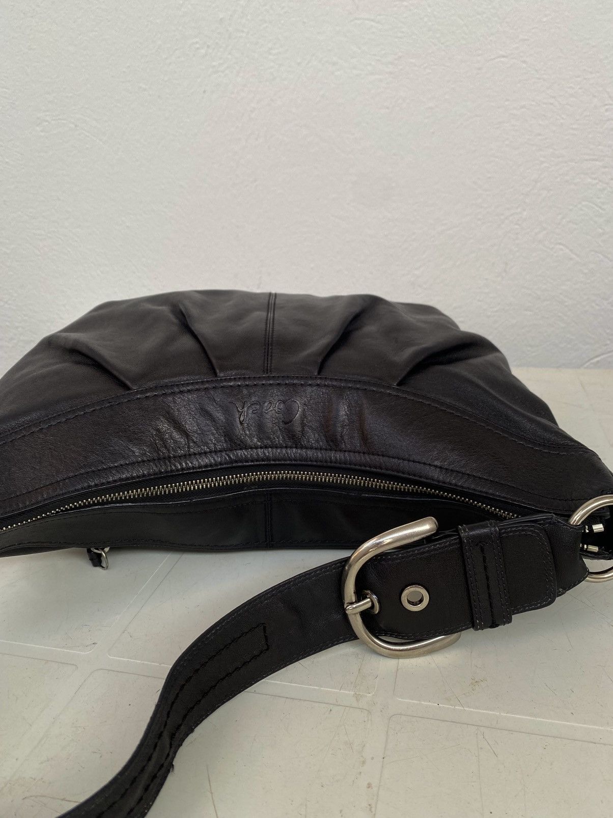 Coach Signature Sufflette leather handbag Size ONE SIZE - 8 Thumbnail