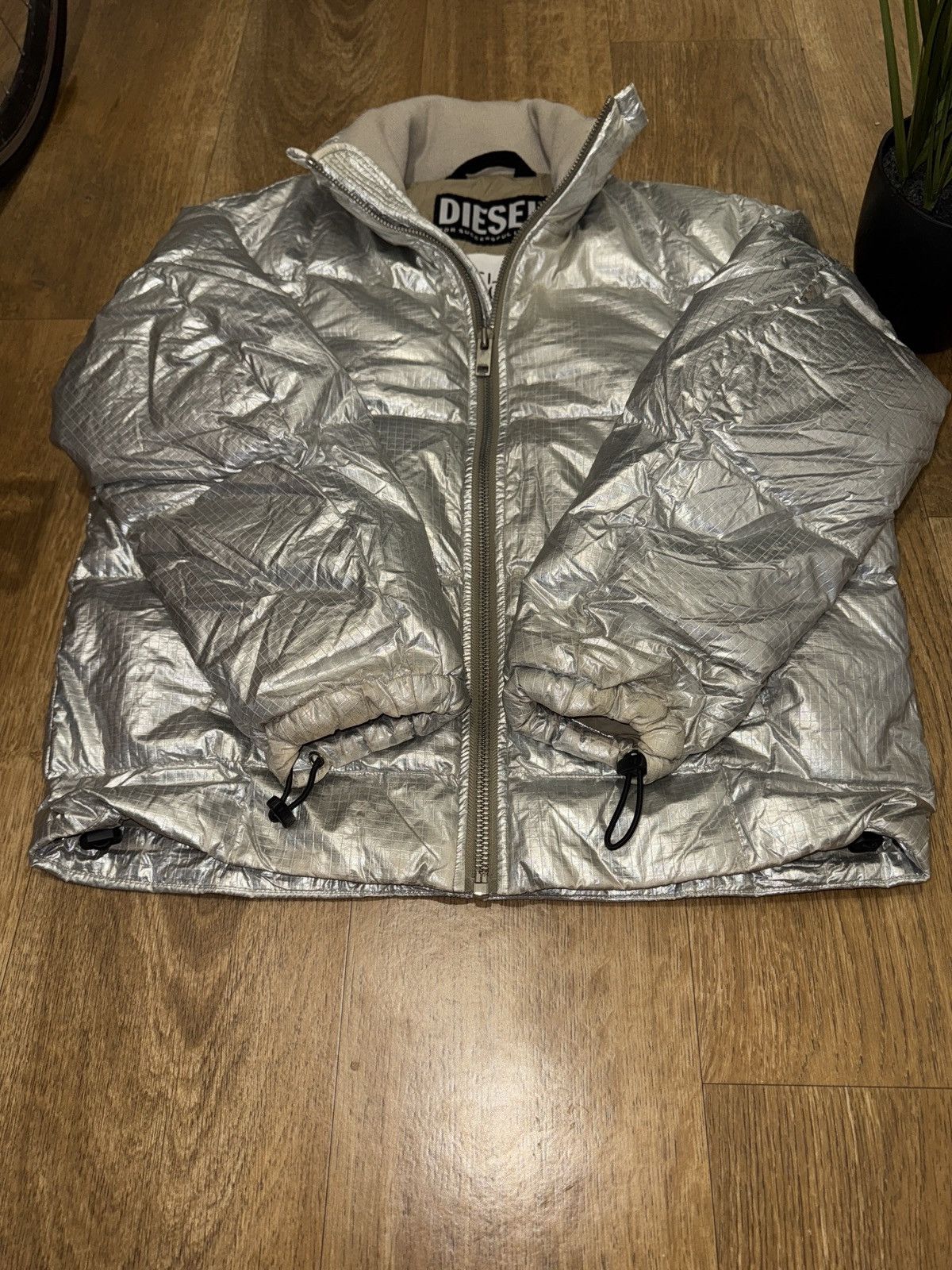 Diesel VINTAGE DIESEL SILVER PUFFER DOWN JACKET Size US XXS / EU 40 - 3 Thumbnail