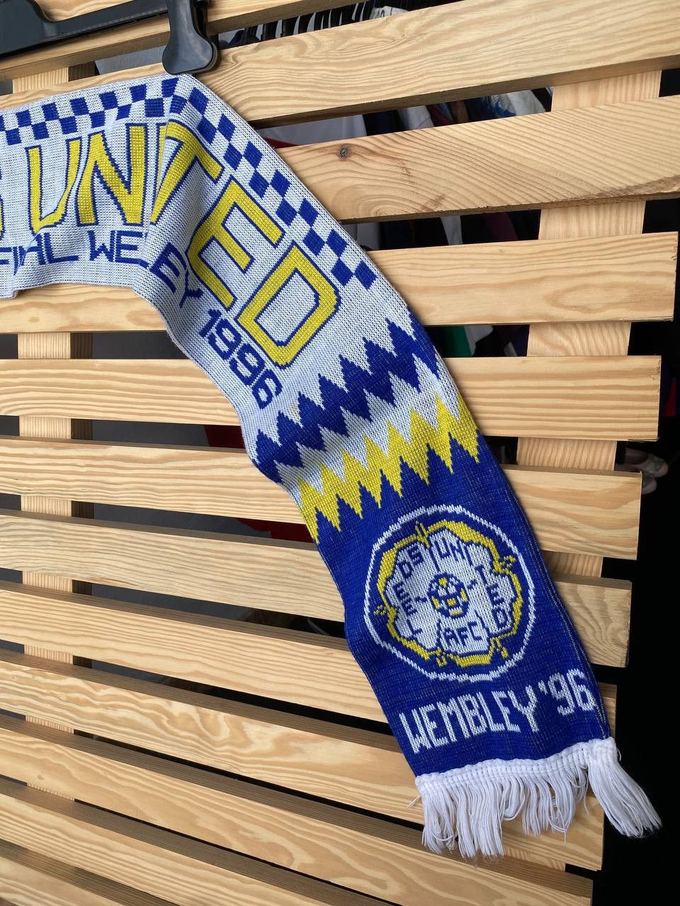 Vintage Vintage Leeds United Scarf 1996 Coca-Cola Cup Final Wembley Size ONE SIZE - 2 Thumbnail