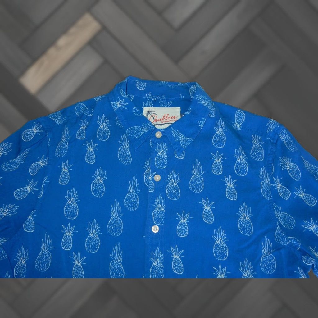 Chubbies VINTAGE? Chubbies Hawaiian Shirt Mens Button-Up Short Sleeve M Pineapples Blue Rayon 29.5" Mens Size US M / EU 48-50 / 2 - 1 Thumbnail