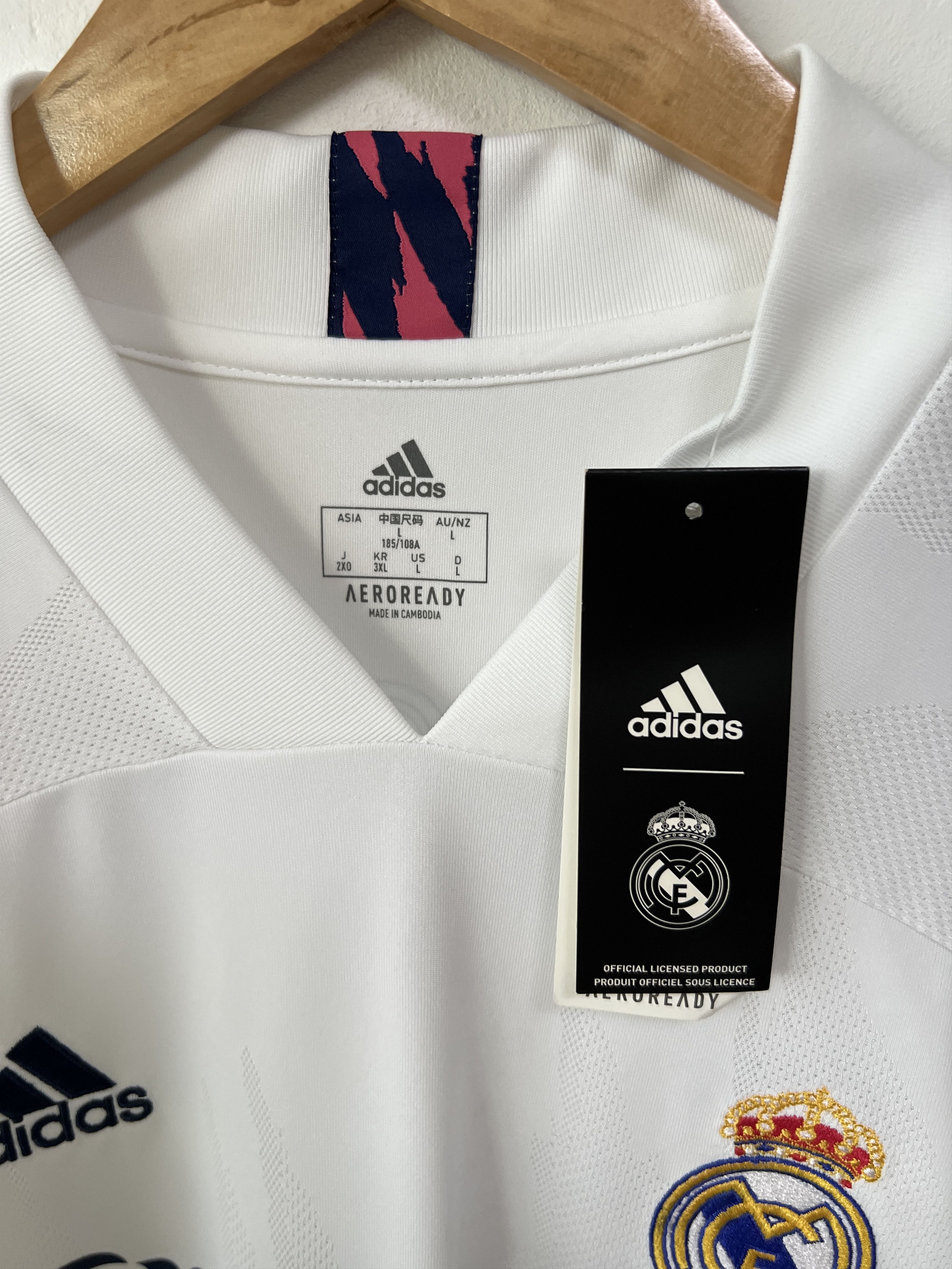 Adidas (L) Real Madrid 2020-21 Home Shirt Kroos #8 (NEW) Kit Size US L / EU 52-54 / 3 - 3 Thumbnail