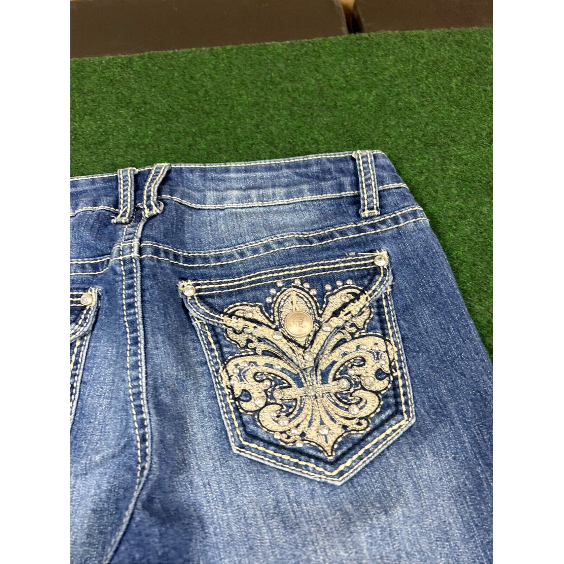 Vintage ND Jeans Womens 6 Blue Weekend Capri Designer Denim Fashion Studded 29x23 Size 28" / US 6 / IT 42 - 3 Thumbnail