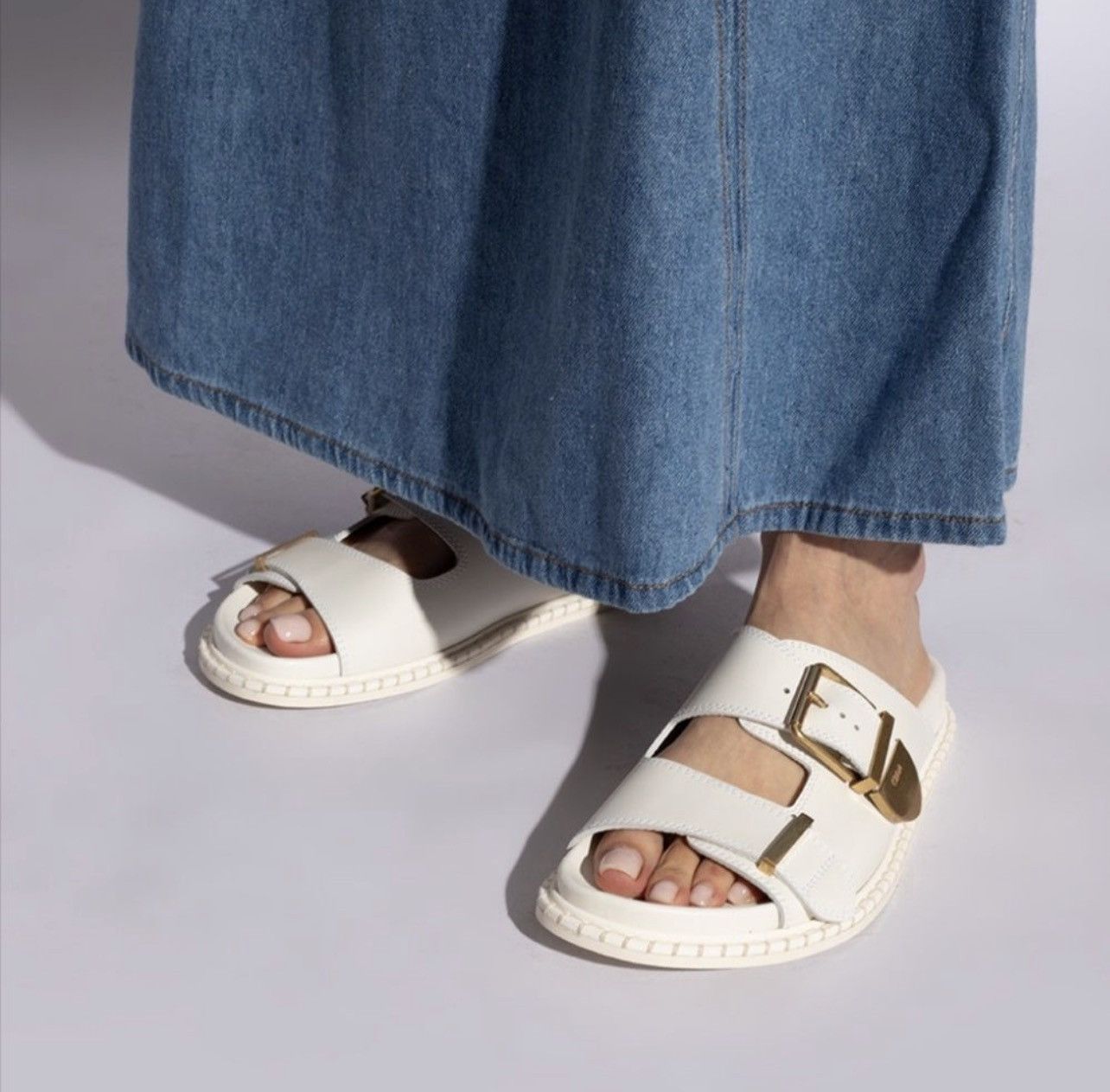 Chloe Chloe Rebecca Leather Slide Sandals size 39 Size US 9 / IT 39 - 2 Thumbnail