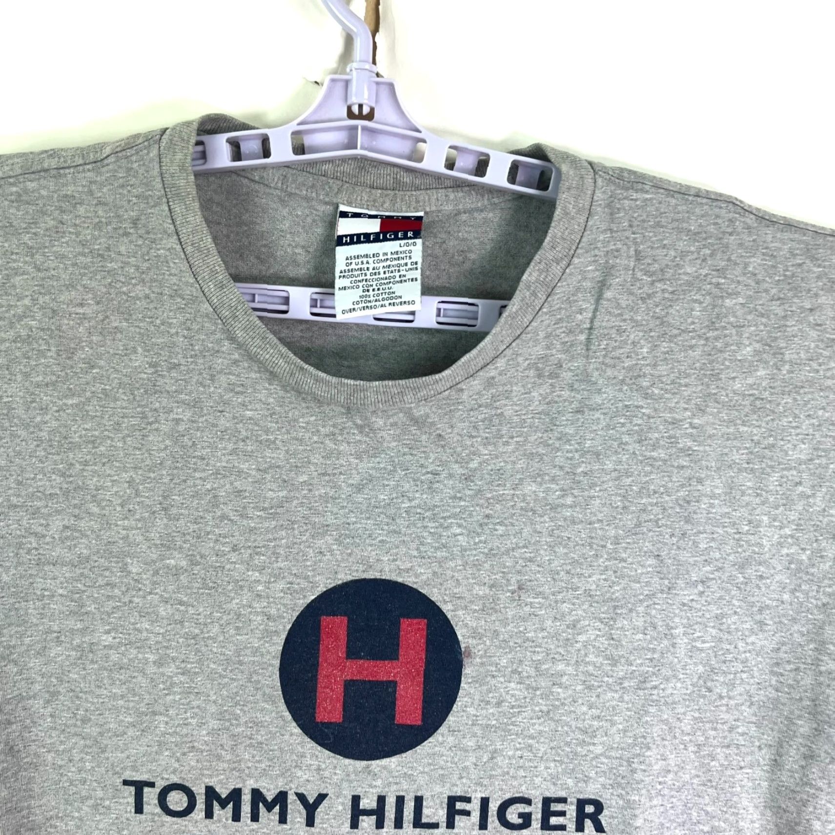 Tommy Hilfiger VINTAGE Tommy Hilfiger Tommy Jeans SHIRT Adult L Gray 90s USA Logo Graphic Print Mens Size US L / EU 52-54 / 3 - 2 Thumbnail