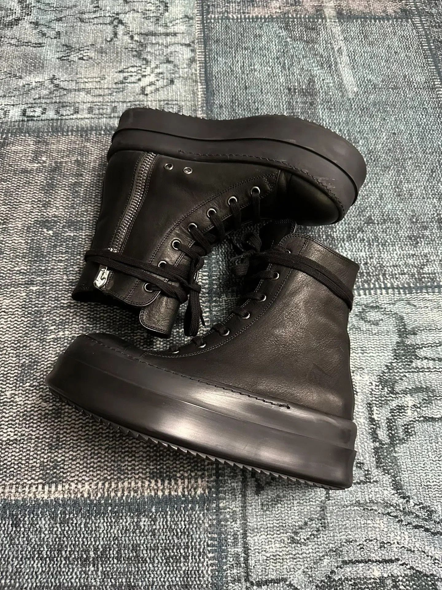 Rick Owens Rick Owens Main Line Black Thick Sole Boots. Size US 5 / IT 35 - 1 Thumbnail