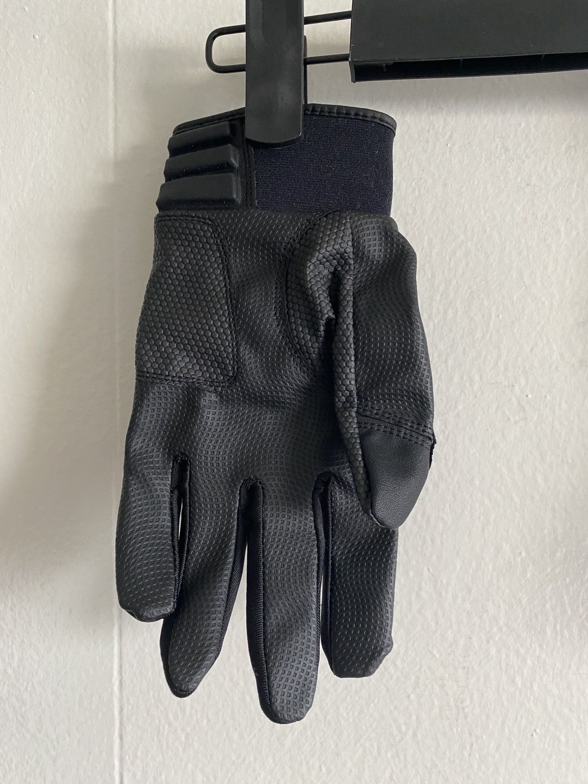 Asics × Kiko Kostadinov ASICS 3D Gloves Black Size ONE SIZE - 4 Thumbnail