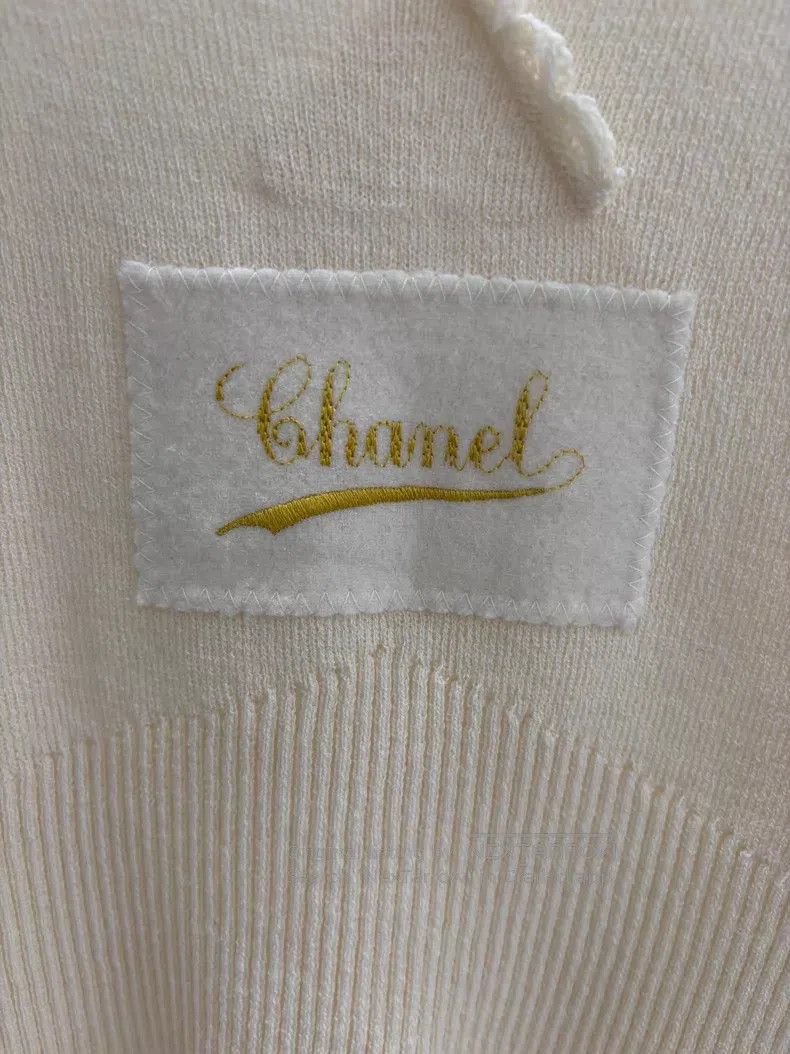 Chanel Chanel Letter logo embroidery V-neck vest Size XS / US 0-2 / IT 36-38 - 4 Thumbnail
