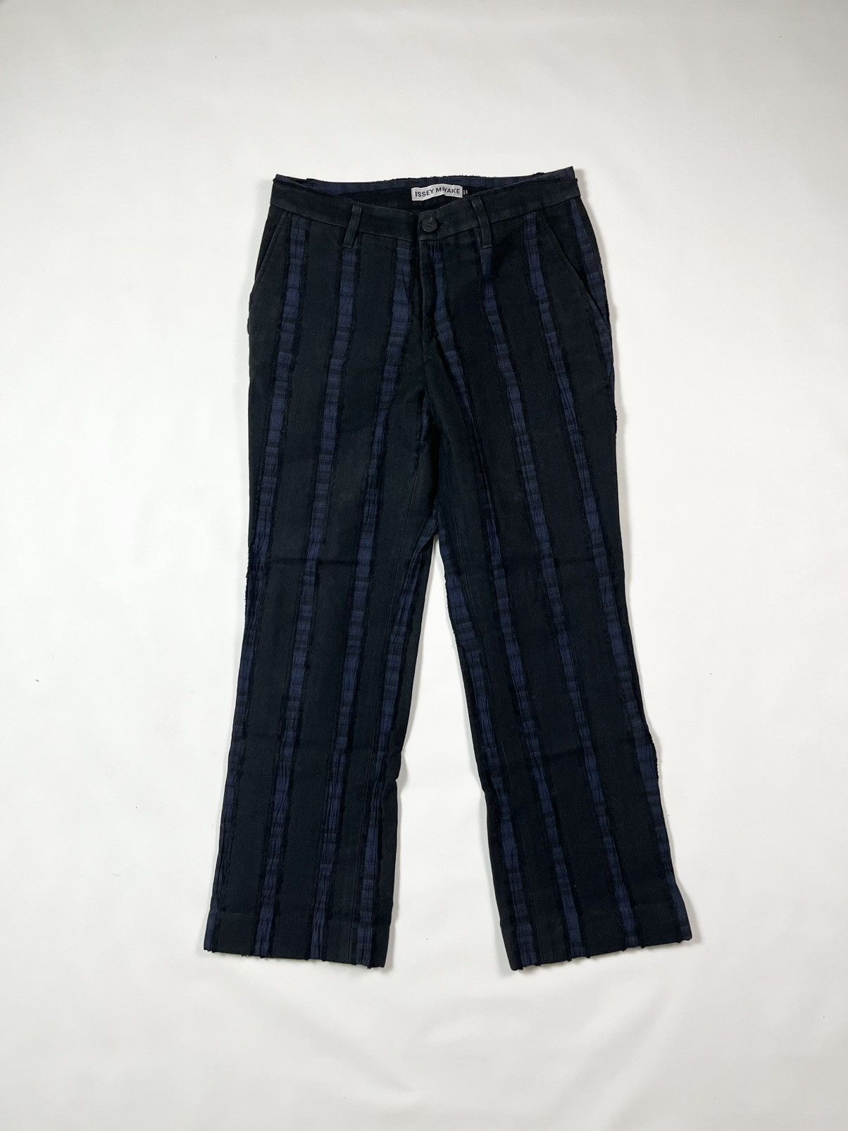 Issey Miyake ISSEY MIYAKE STRIPE SLIGHTLY FLARED PANTS Size 29" - 1 Thumbnail