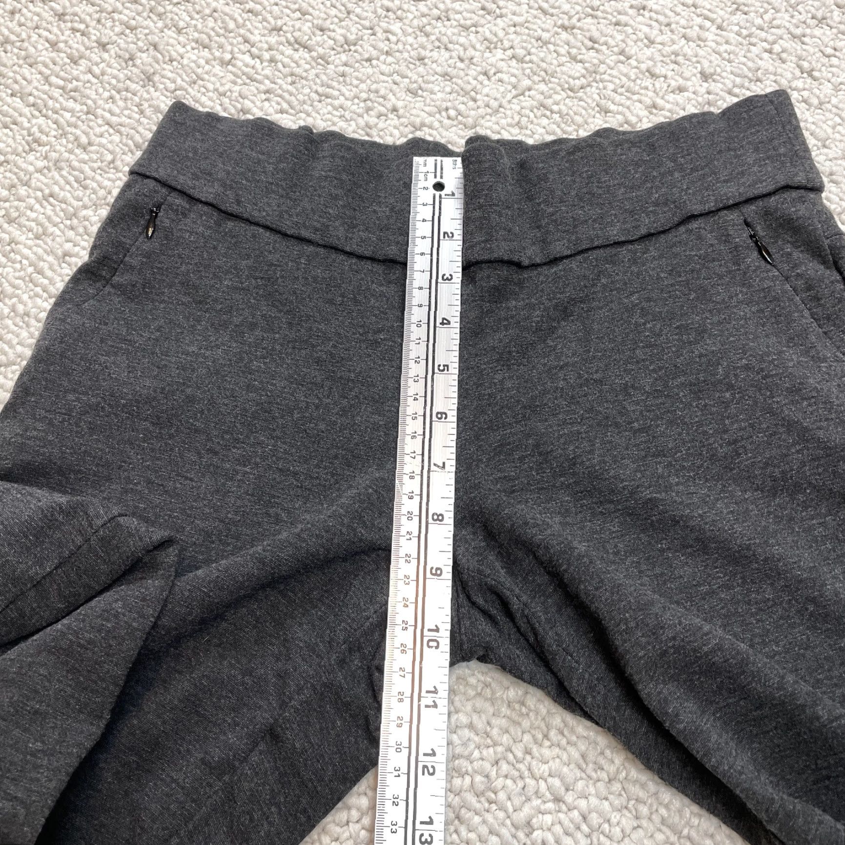 Elie Tahari Elie Tahari Pants Straight Leg Womens 31x29 Gray Pockets Zip 8 Regular Inseam 29 Rayon Nylon Spandex Jersey Vintage No Size 30" / US 8 / IT 44 - 4 Thumbnail