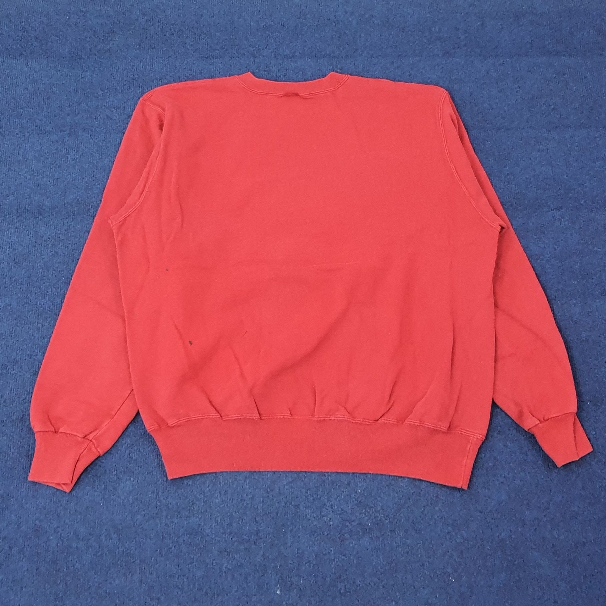 Champion Vintage Champion Small Embroidery Logo Sweatshirt C248N12 Size US XL / EU 56 / 4 - 3 Thumbnail
